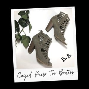 🍂 G by GUESS 🍂 Peep Toe Booties